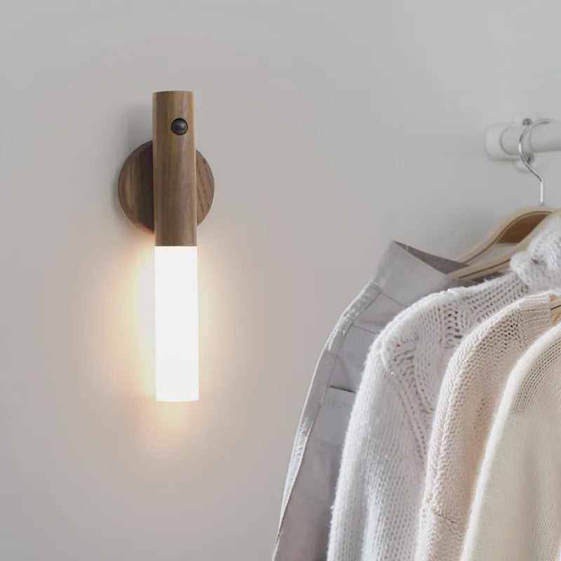 LUMINWOOD - Lámpara Magnética de Madera con Sensor de Movimiento