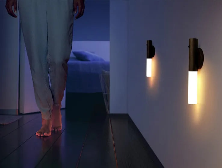 LUMINWOOD - Lámpara Magnética de Madera con Sensor de Movimiento